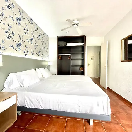 Nice With Pool View, Wifi, Near The Beach,tenerife South Los Cristianos (Tenerife)